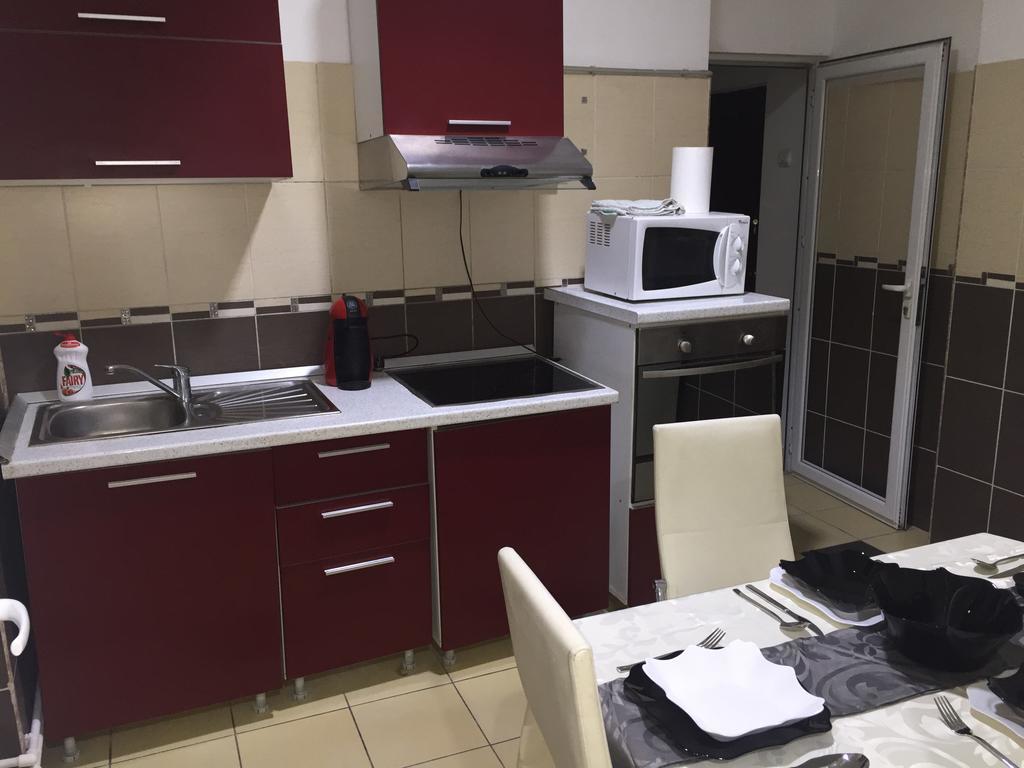 Apartament Unirii Centru Appartamento Bucarest Esterno foto