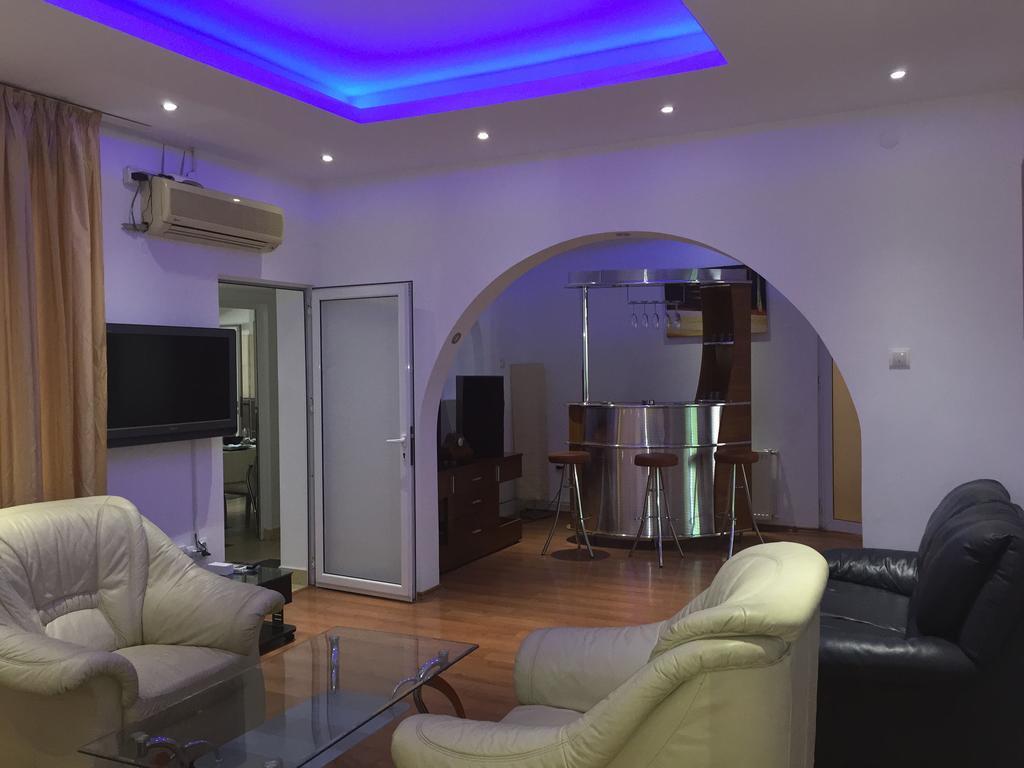 Apartament Unirii Centru Appartamento Bucarest Esterno foto