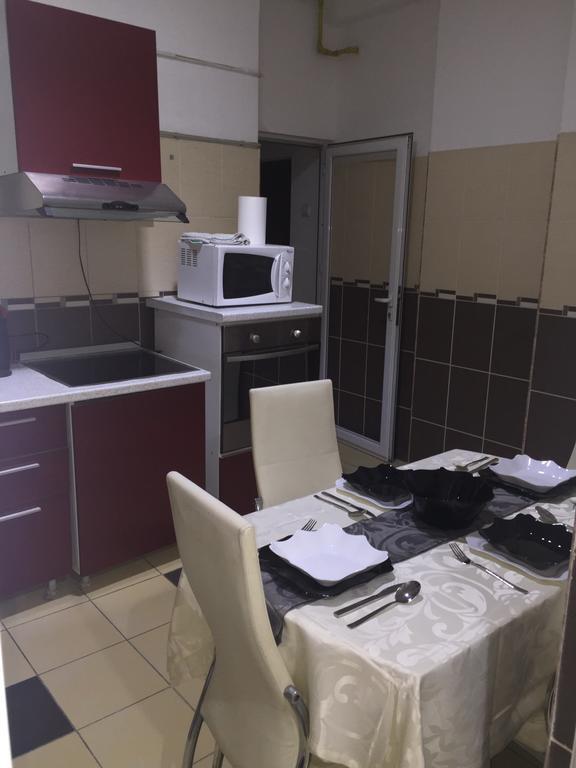 Apartament Unirii Centru Appartamento Bucarest Esterno foto
