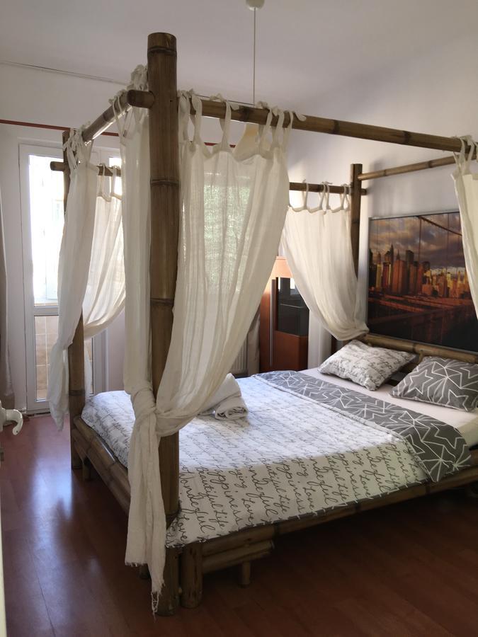 Apartament Unirii Centru Appartamento Bucarest Esterno foto