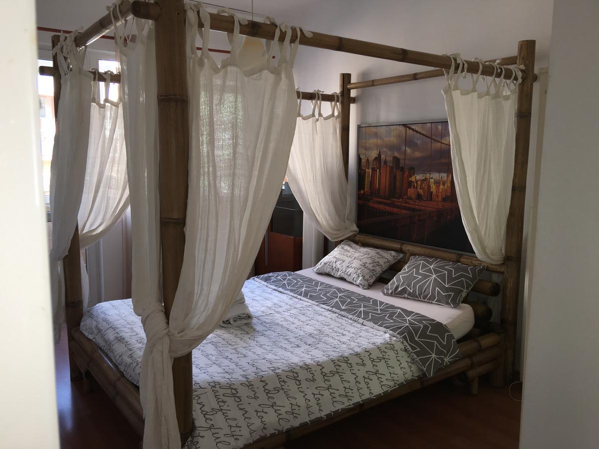 Apartament Unirii Centru Appartamento Bucarest Esterno foto