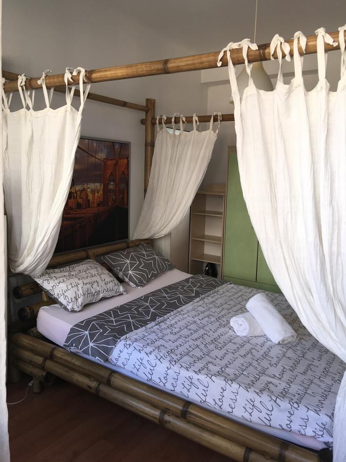 Apartament Unirii Centru Appartamento Bucarest Esterno foto